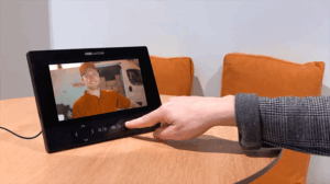 interphone filaire en intérieur pour accueillir vos visiteurs