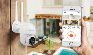 Caméra de surveillance extérieure connectée